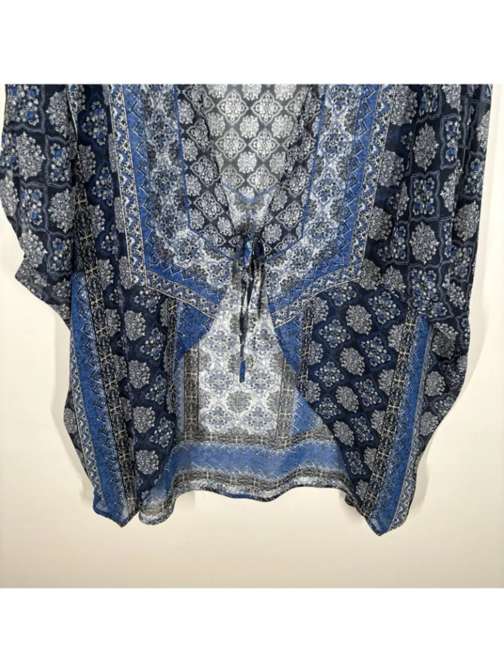 Catherines Women 2X/3X Blue Printed Sheer Boho Crochet Trim Tie Front Kimono - Picture 2 of 8